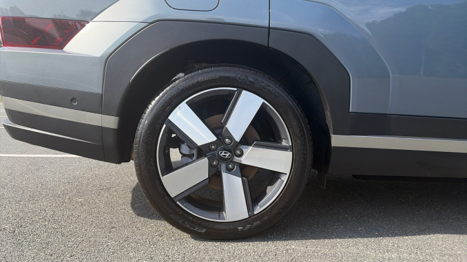 Hyundai SANTA FE 1.6 TGDi Plug-in Hybrid Ultimate 5dr 4WD Auto Estate - Image 7